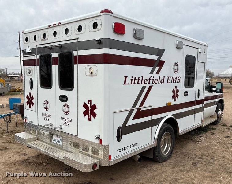 image for item EU4798 2012 Ford F350 Super Duty ambulance