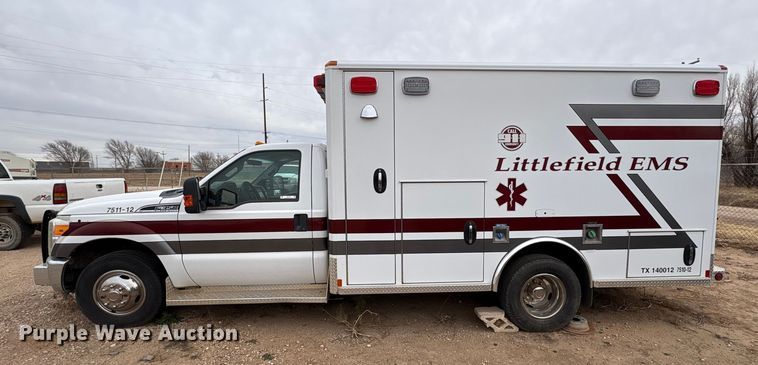 image for item EU4798 2012 Ford F350 Super Duty ambulance