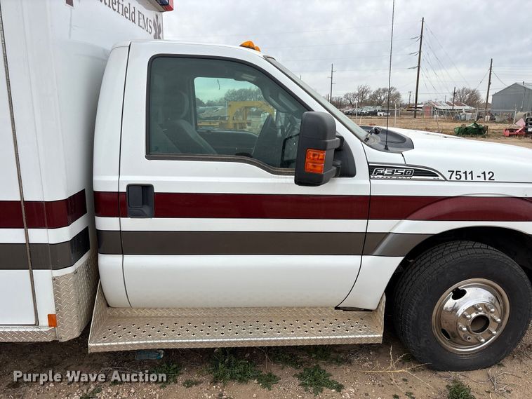 image for item EU4798 2012 Ford F350 Super Duty ambulance