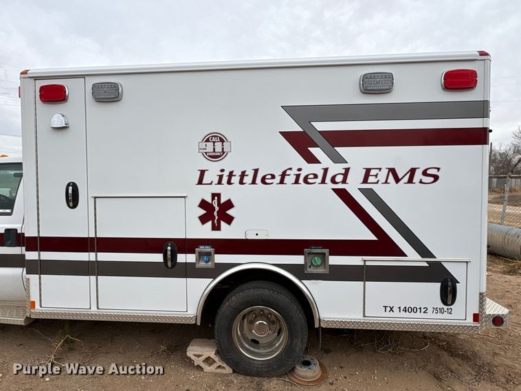 image for item EU4798 2012 Ford F350 Super Duty ambulance