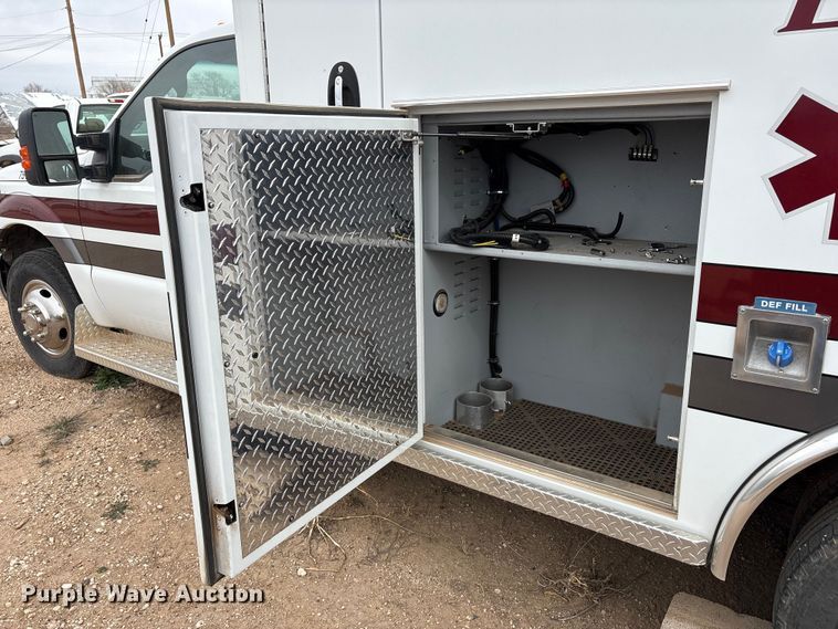 image for item EU4798 2012 Ford F350 Super Duty ambulance