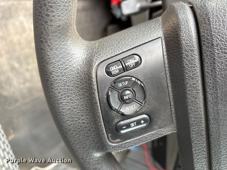 image for item EU4798 2012 Ford F350 Super Duty ambulance