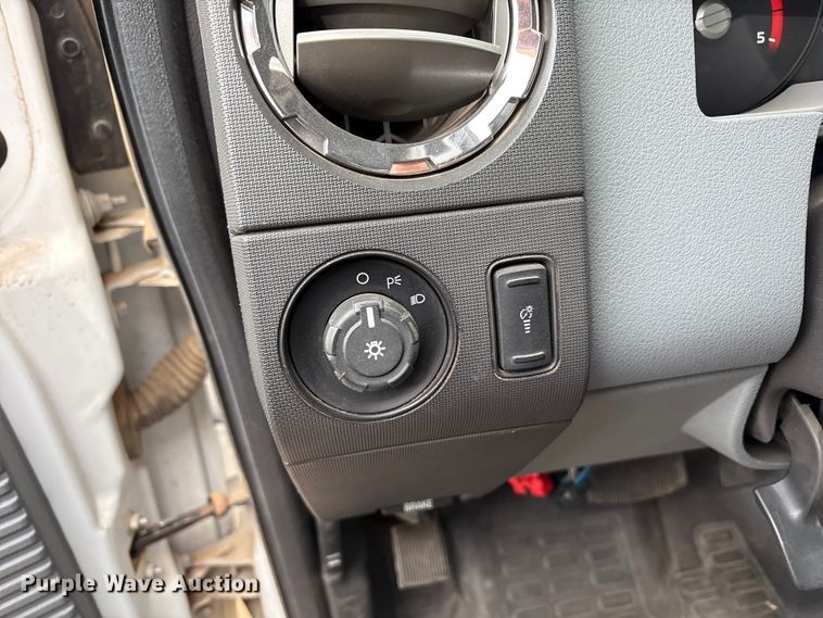 image for item EU4798 2012 Ford F350 Super Duty ambulance