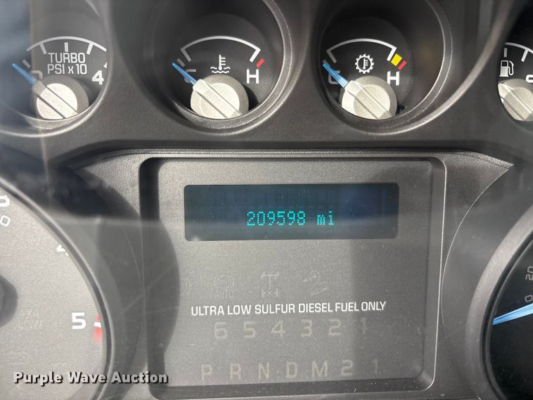 image for item EU4798 2012 Ford F350 Super Duty ambulance