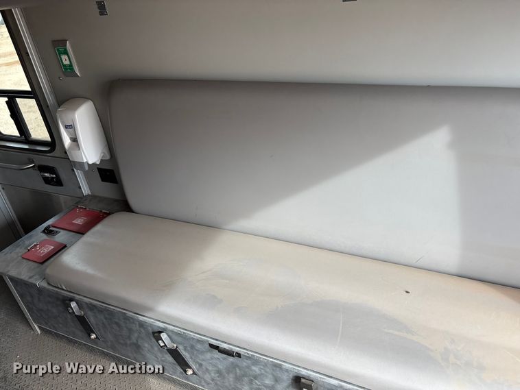 image for item EU4798 2012 Ford F350 Super Duty ambulance