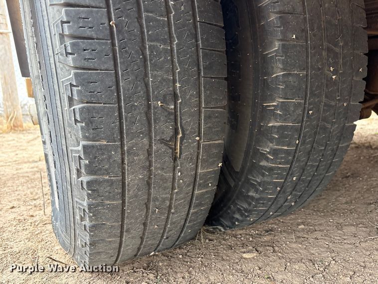 image for item EU4798 2012 Ford F350 Super Duty ambulance