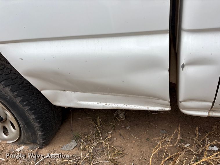 image for item EU4800 2005 Chevrolet Silverado 1500 Ext. Cab pickup truck