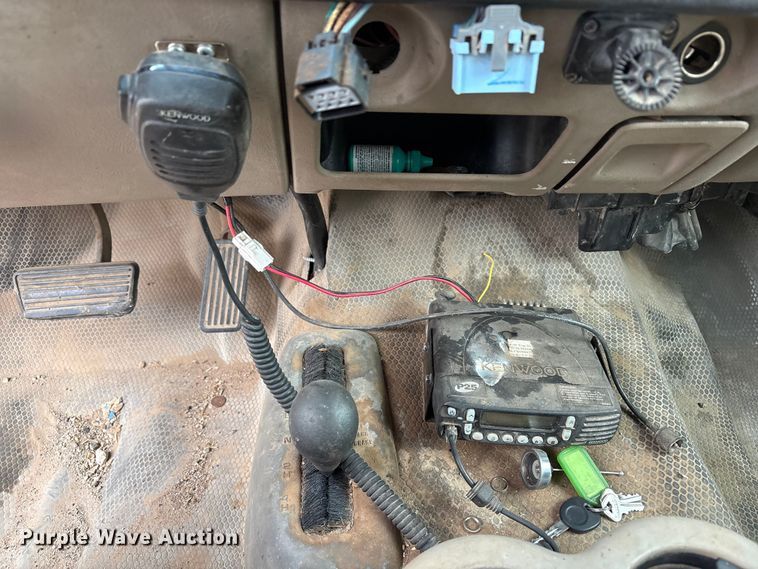 image for item EU4800 2005 Chevrolet Silverado 1500 Ext. Cab pickup truck