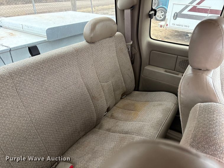 image for item EU4800 2005 Chevrolet Silverado 1500 Ext. Cab pickup truck