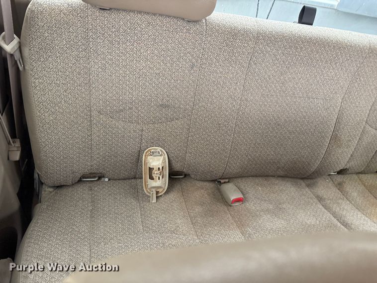 image for item EU4800 2005 Chevrolet Silverado 1500 Ext. Cab pickup truck