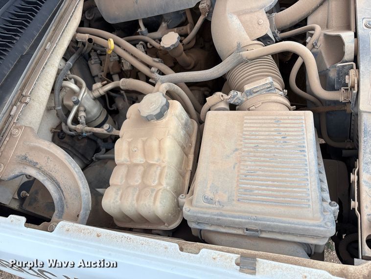 image for item EU4800 2005 Chevrolet Silverado 1500 Ext. Cab pickup truck