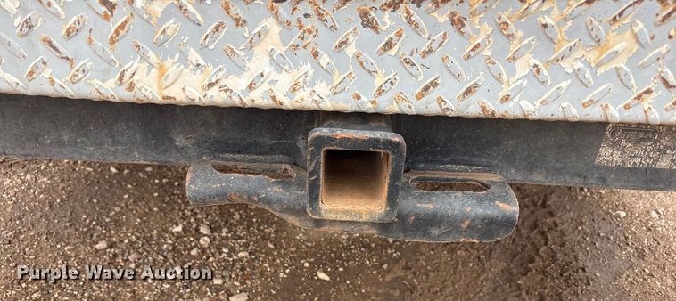 image for item EU4801 2013 Chevrolet Silverado 2500HD utility bed pickup truck