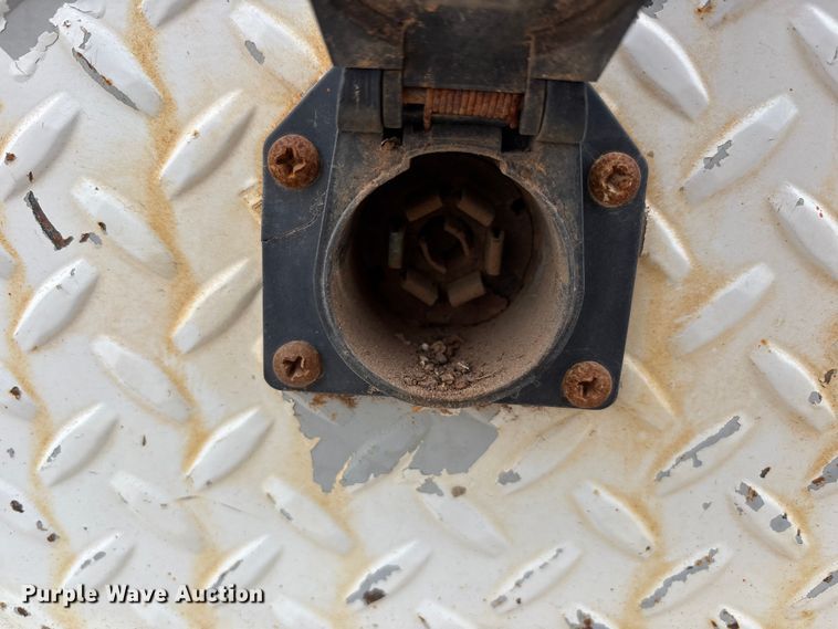 image for item EU4801 2013 Chevrolet Silverado 2500HD utility bed pickup truck