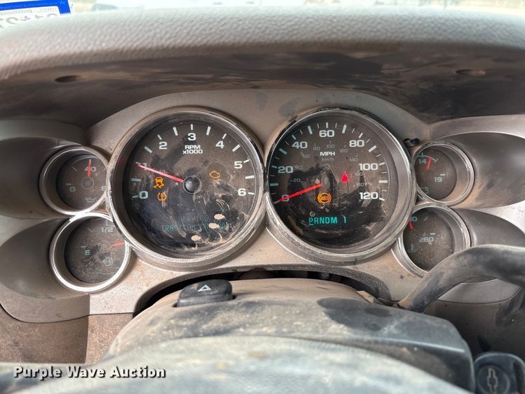 image for item EU4801 2013 Chevrolet Silverado 2500HD utility bed pickup truck