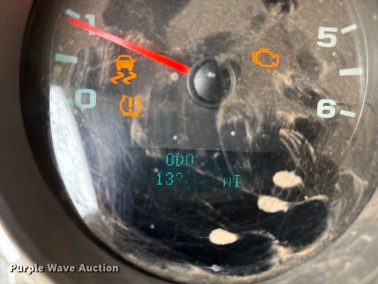 image for item EU4801 2013 Chevrolet Silverado 2500HD utility bed pickup truck