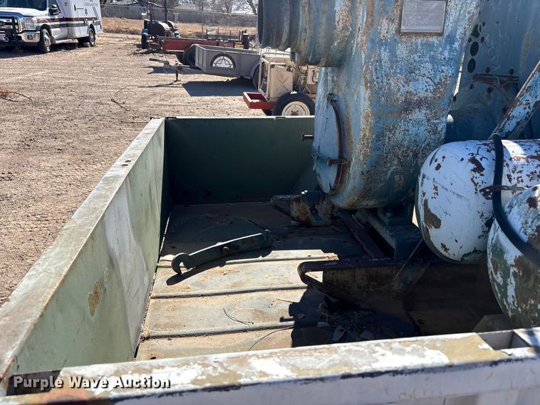 image for item EU4804 Gorman 16C2 F240 water pump