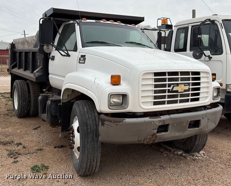 image for item EU4805 1998 Chevrolet C6500 dump truck