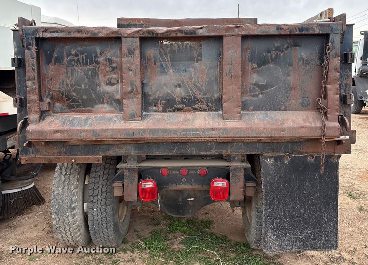 image for item EU4805 1998 Chevrolet C6500 dump truck