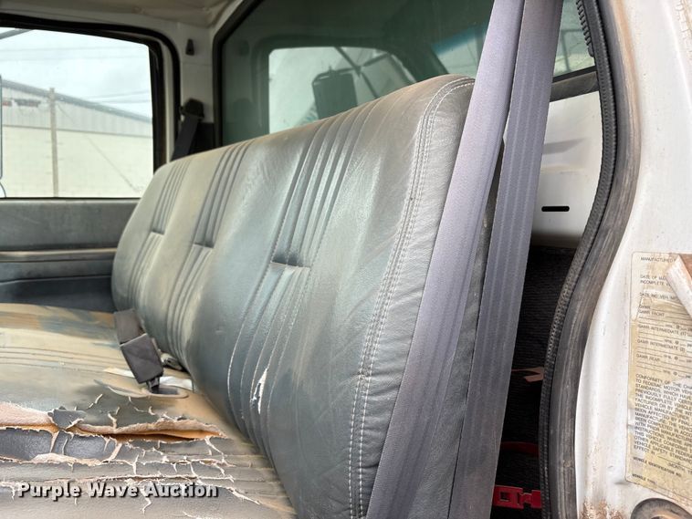 image for item EU4805 1998 Chevrolet C6500 dump truck