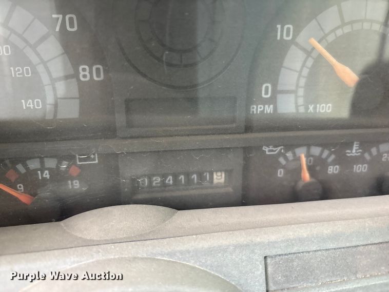 image for item EU4805 1998 Chevrolet C6500 dump truck