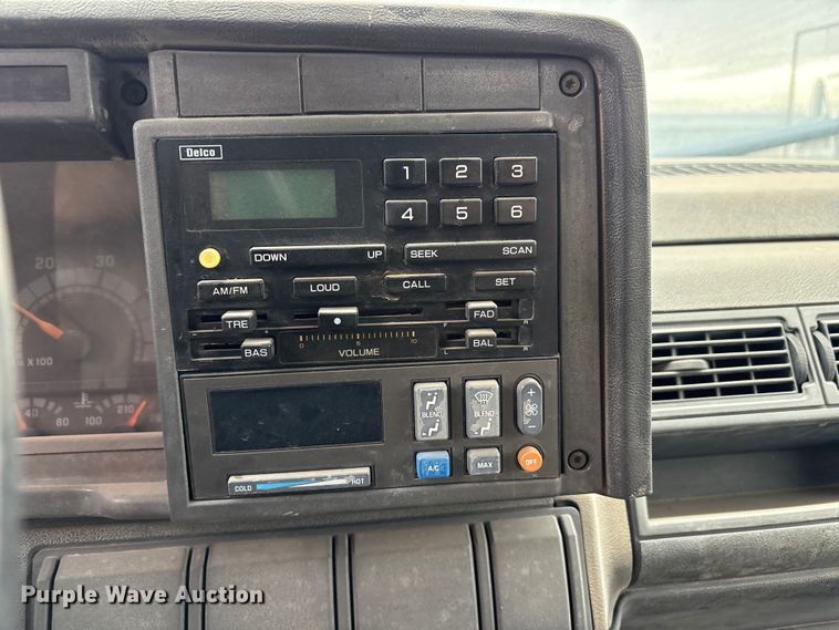 image for item EU4805 1998 Chevrolet C6500 dump truck