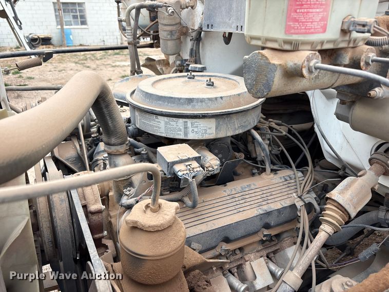 image for item EU4805 1998 Chevrolet C6500 dump truck