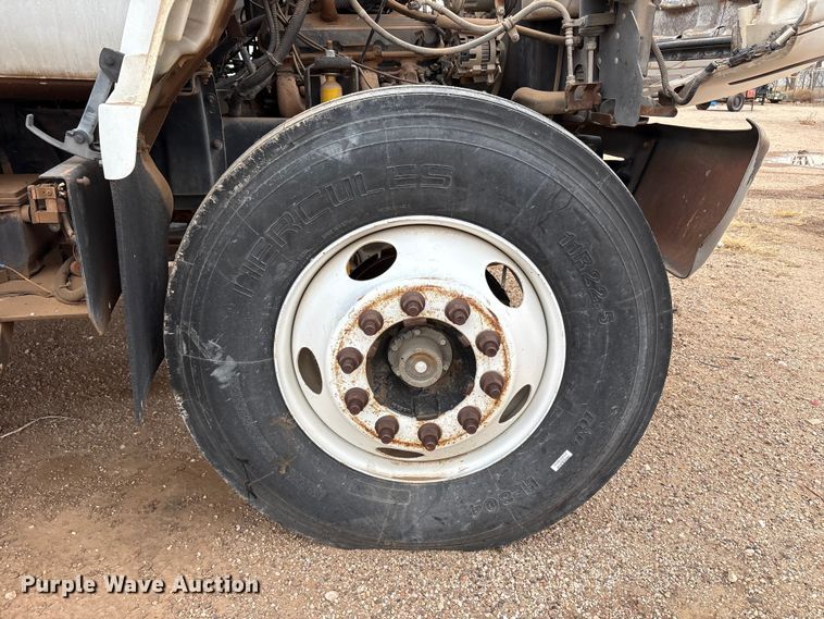 image for item EU4805 1998 Chevrolet C6500 dump truck