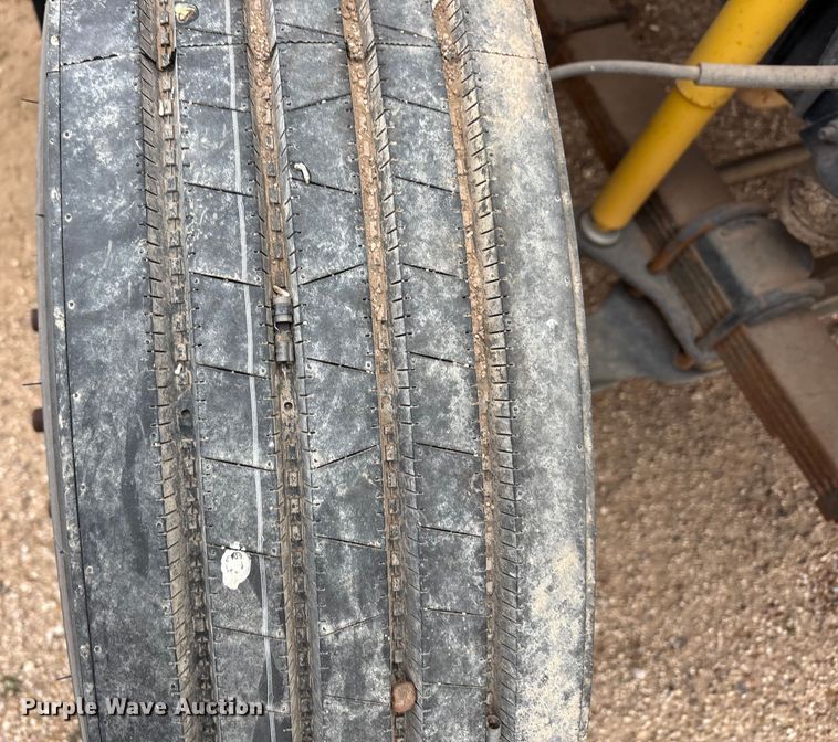 image for item EU4805 1998 Chevrolet C6500 dump truck