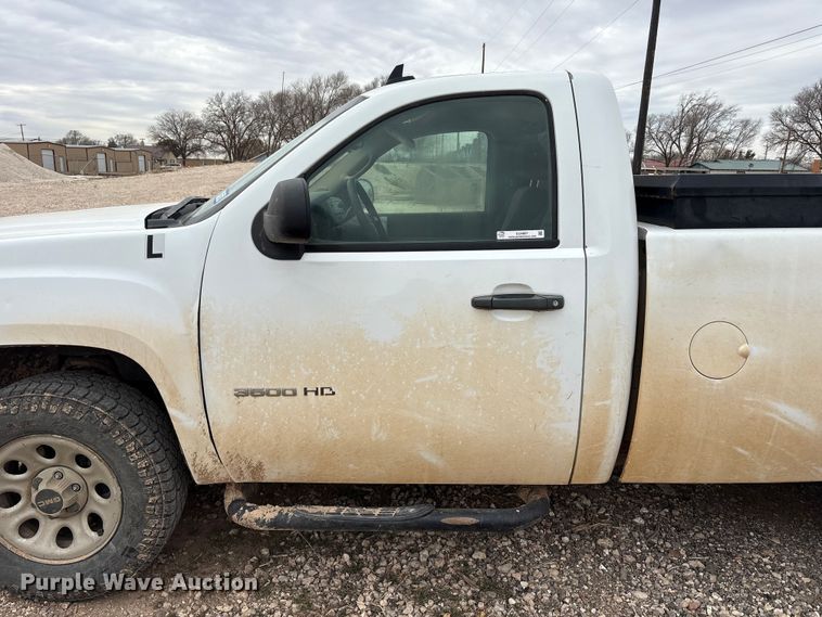 image for item EU4807 2008 GMC Sierra 1500 pickup truck