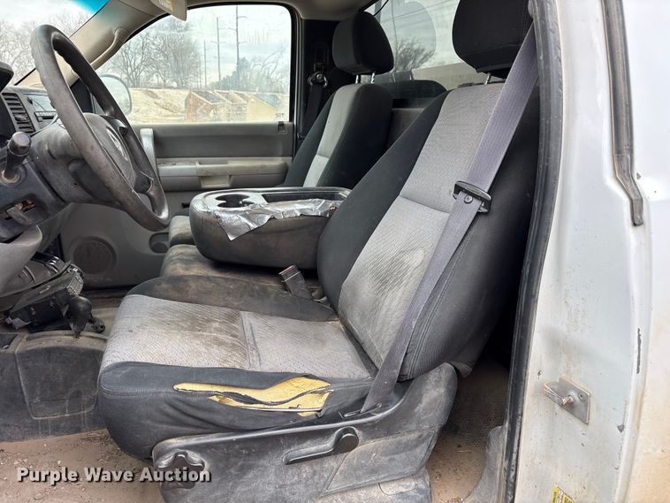 image for item EU4807 2008 GMC Sierra 1500 pickup truck