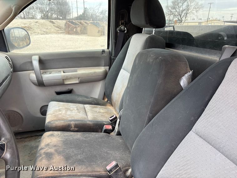 image for item EU4807 2008 GMC Sierra 1500 pickup truck