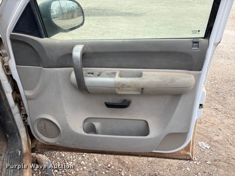 image for item EU4807 2008 GMC Sierra 1500 pickup truck