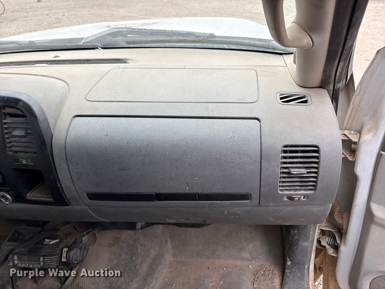 image for item EU4807 2008 GMC Sierra 1500 pickup truck