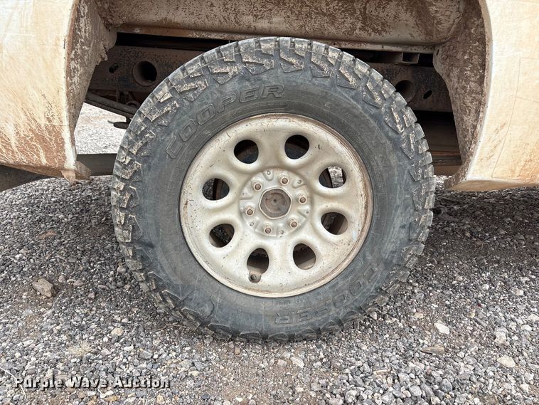 image for item EU4807 2008 GMC Sierra 1500 pickup truck