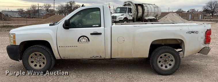 image for item EU4809 2009 Chevrolet Silverado 1500 pickup truck