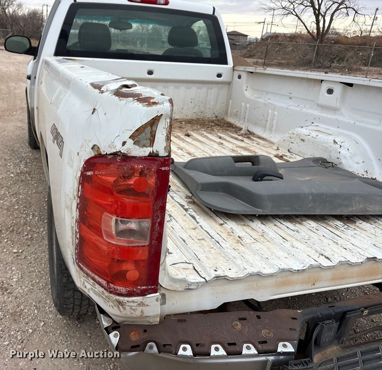 image for item EU4809 2009 Chevrolet Silverado 1500 pickup truck