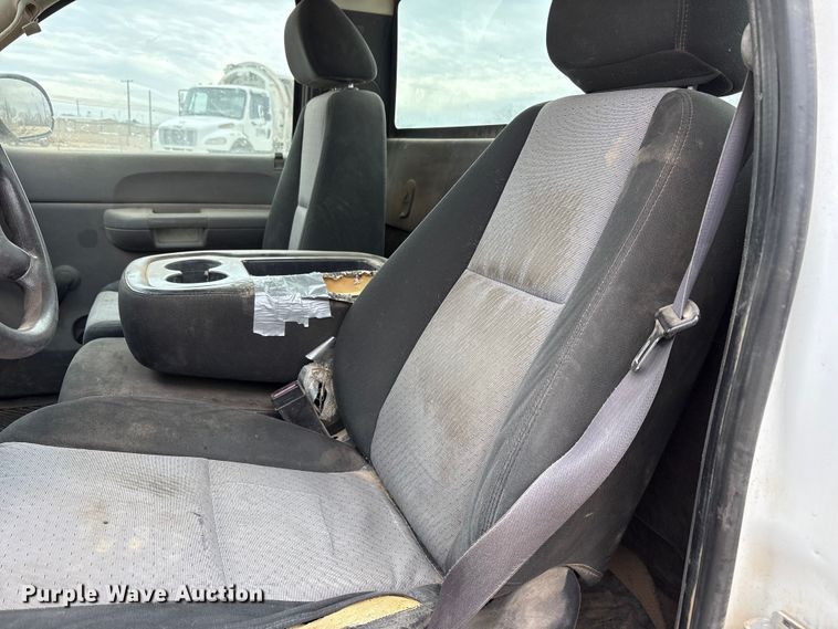 image for item EU4809 2009 Chevrolet Silverado 1500 pickup truck