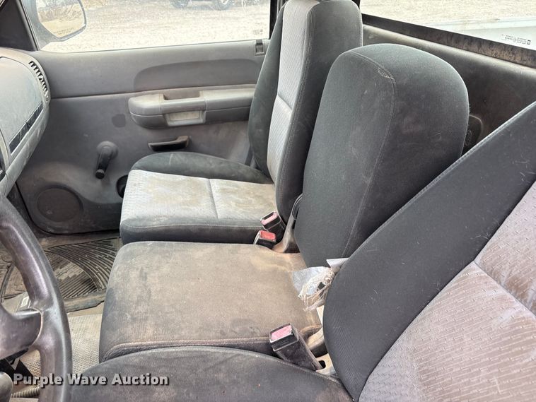 image for item EU4809 2009 Chevrolet Silverado 1500 pickup truck