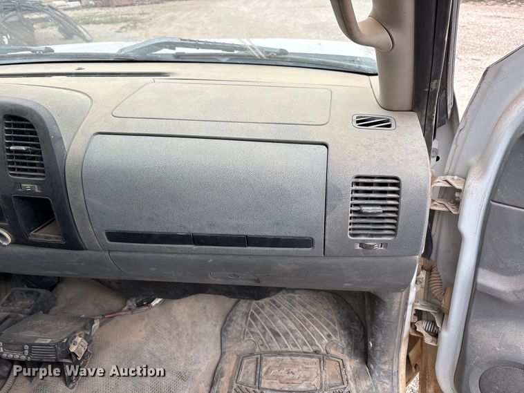 image for item EU4809 2009 Chevrolet Silverado 1500 pickup truck