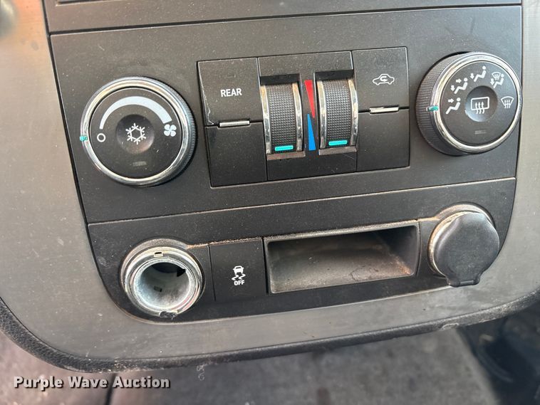 image for item EU4810 2013 Chevrolet Tahoe Police SUV