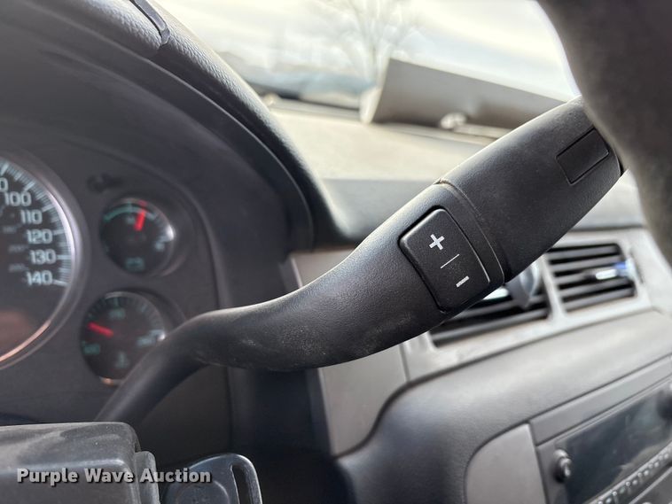 image for item EU4811 2013 Chevrolet Tahoe Police SUV