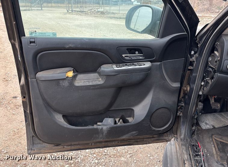 image for item EU4812 2013 Chevrolet Tahoe Police SUV