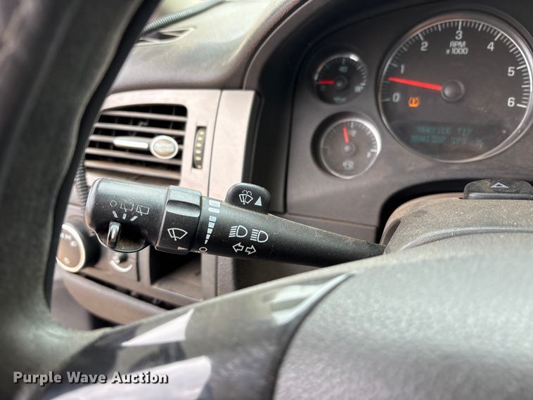 image for item EU4812 2013 Chevrolet Tahoe Police SUV