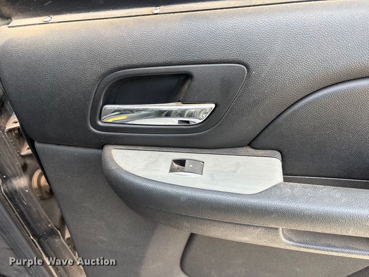 image for item EU4813 2013 Chevrolet Tahoe Police SUV