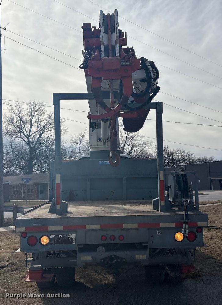 image for item EV2656 1990 GMC C7 digger derrick truck