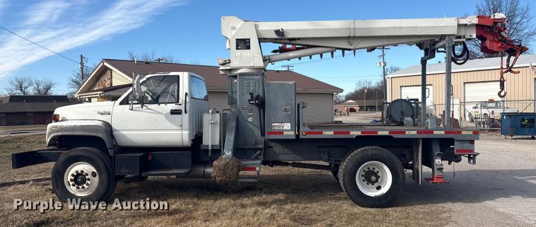 image for item EV2656 1990 GMC C7 digger derrick truck