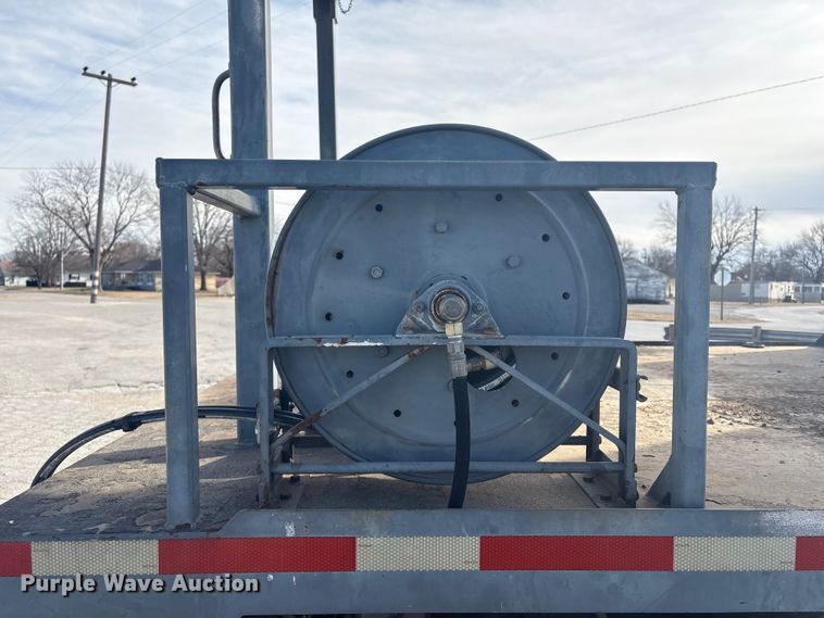 image for item EV2656 1990 GMC C7 digger derrick truck