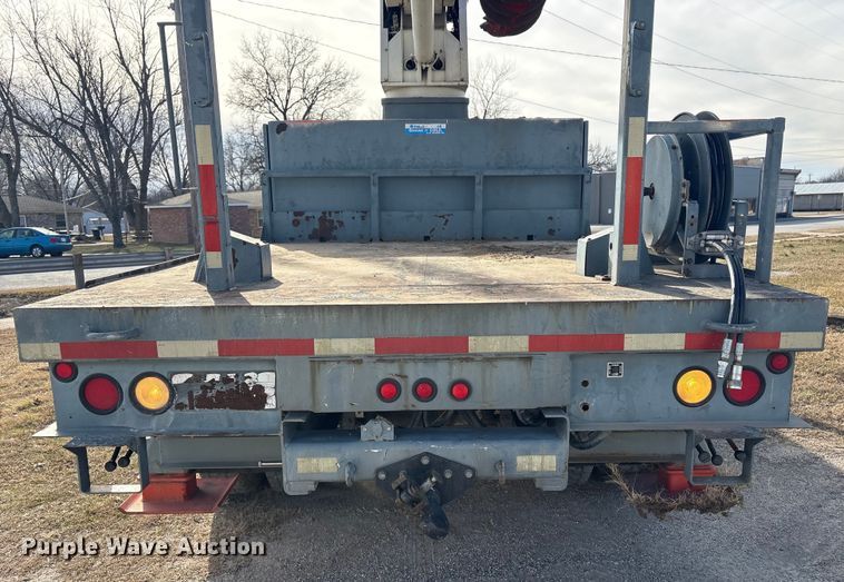 image for item EV2656 1990 GMC C7 digger derrick truck