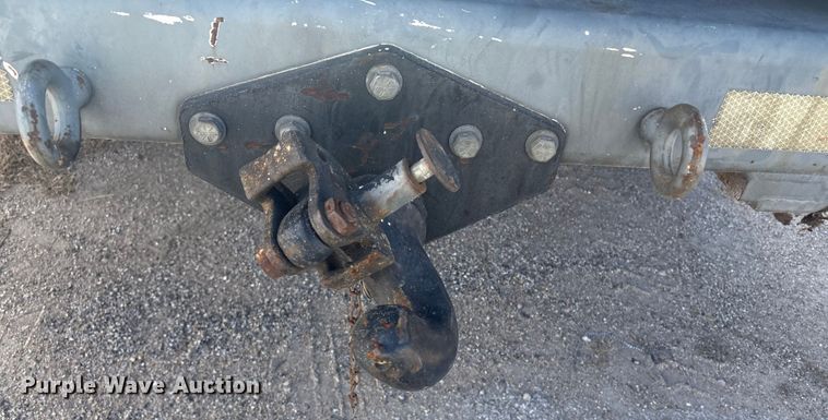 image for item EV2656 1990 GMC C7 digger derrick truck