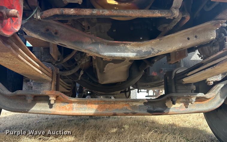 image for item EV2656 1990 GMC C7 digger derrick truck